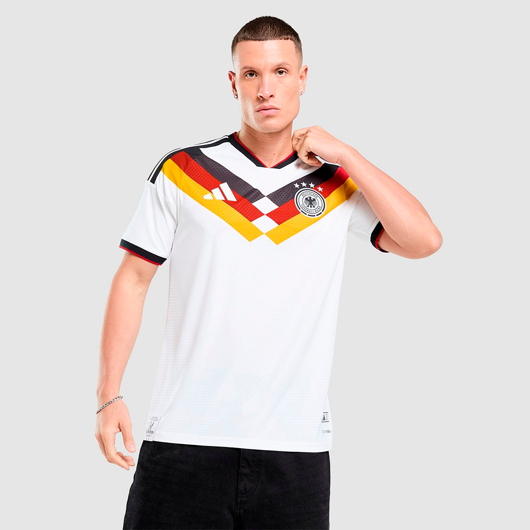2-68 Camiseta Alemania 2026 Player Version - Imagen 1