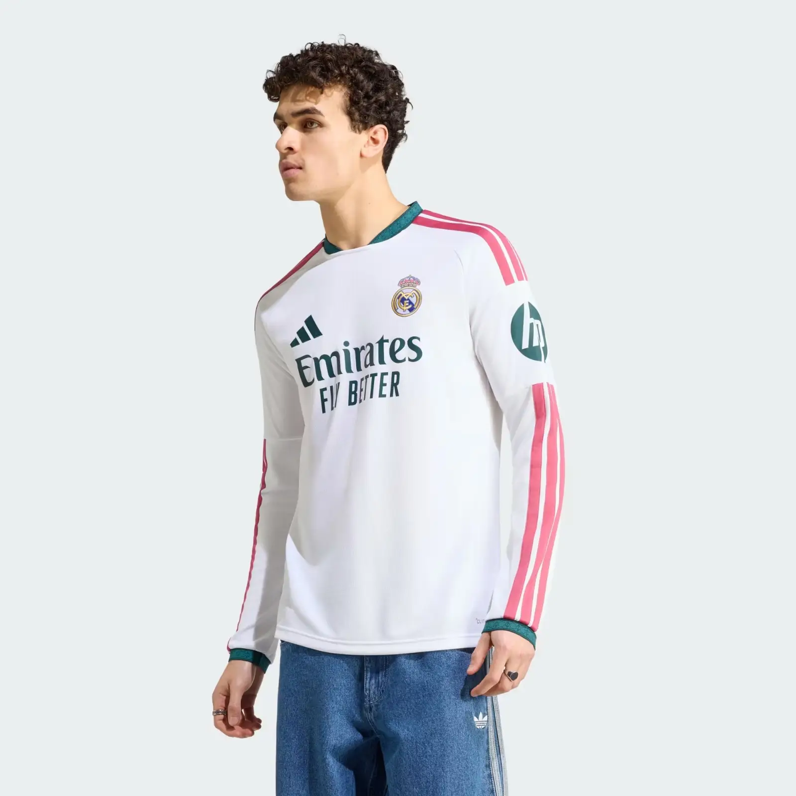 WhatsApp-Image-2026-07-24-at-12.53.52-5.jpeg Camiseta Real Madrid Manga Larga 26/27 Fan Version - Imagen 1